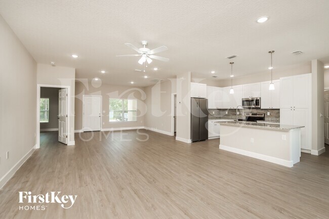 Foto del edificio - 541 Fellenz St