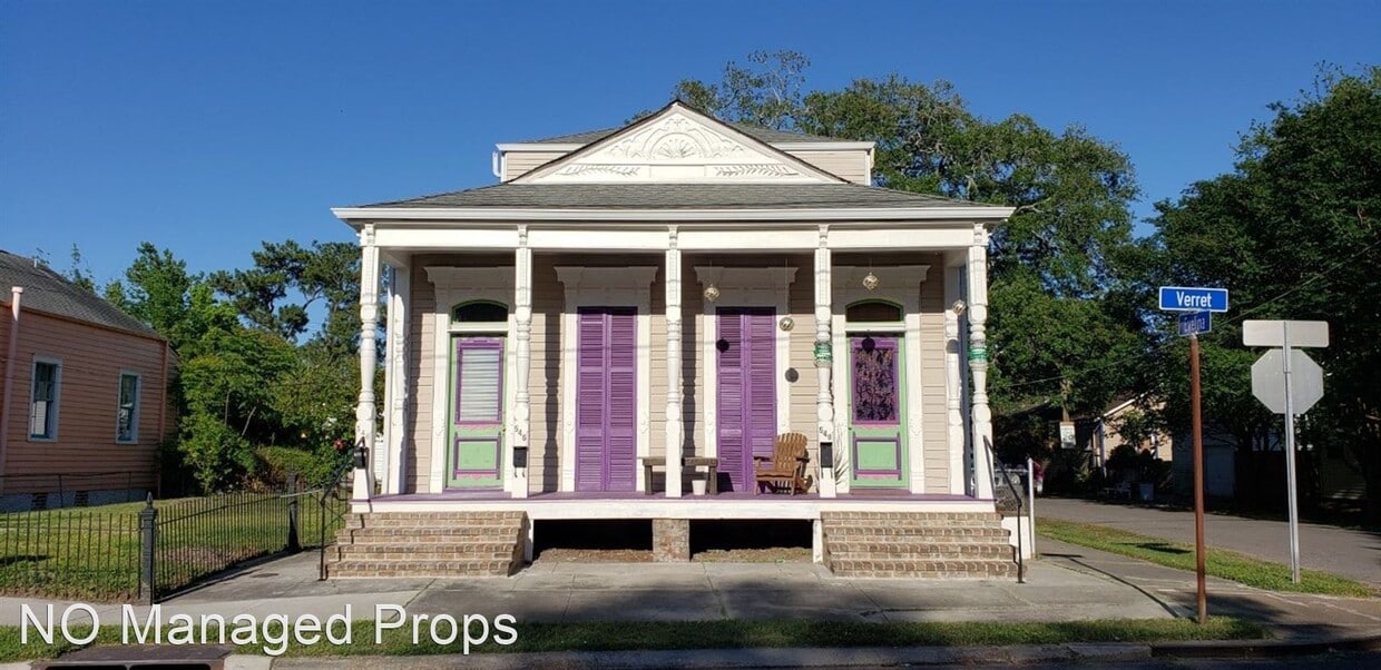 2 br, 1 bath House 546 Verret Street Upper House Rental in New