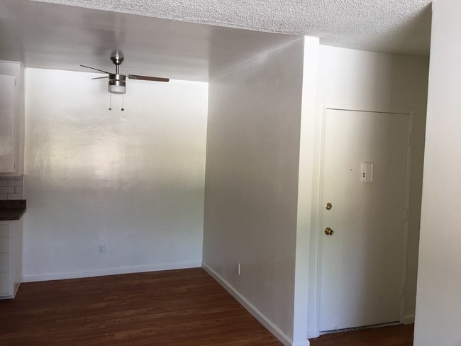 Building Photo - 5511 Corteen Pl