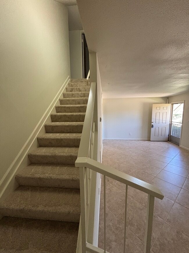 Building Photo - 5841 N Granite Reef Rd