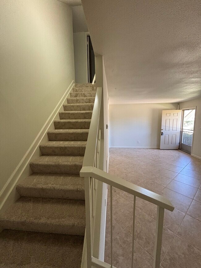 Foto del edificio - 5841 N Granite Reef Rd