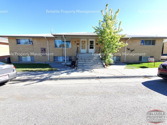 Building Photo - 297 Cottage Pl