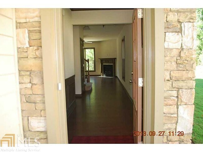 Foto del edificio - 6260 Crested Moss Dr