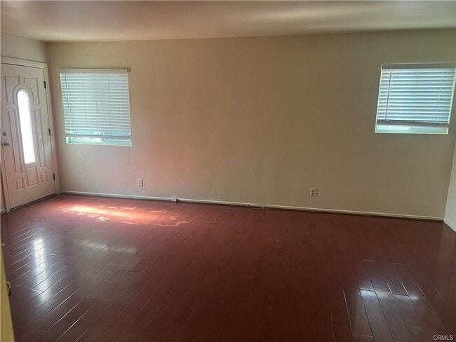 Building Photo - 7357 Darby Ave