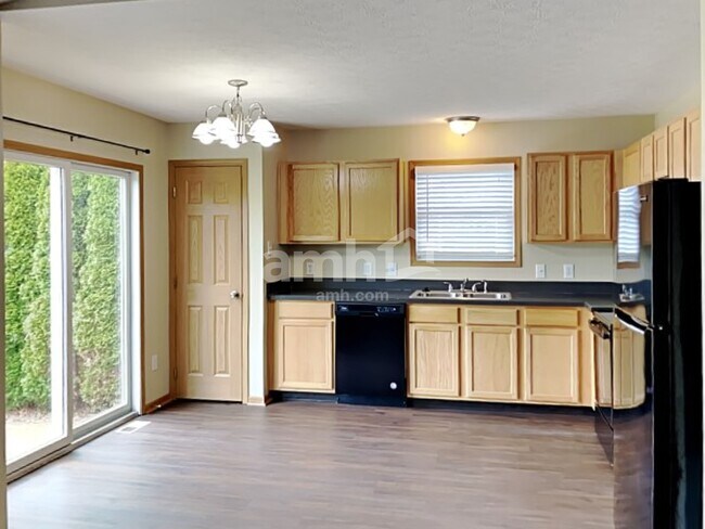Building Photo - 684 Cedar Run Drive