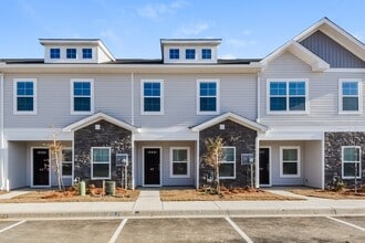 Building Photo - 617 Green Wigeon Rd