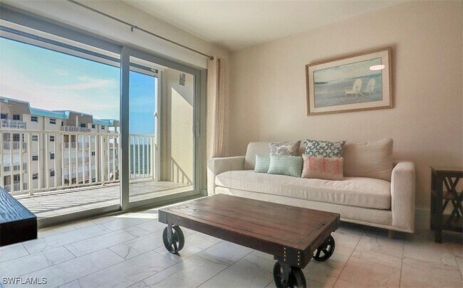 Foto del edificio - 7400 Estero Blvd