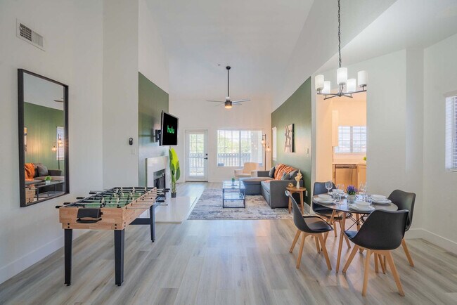 Foto del edificio - 7900 E Princess Dr