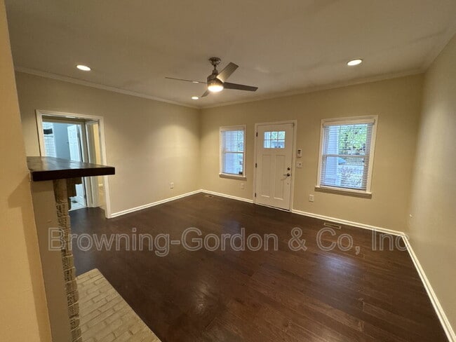 Foto del edificio - 1125 N. Second St.