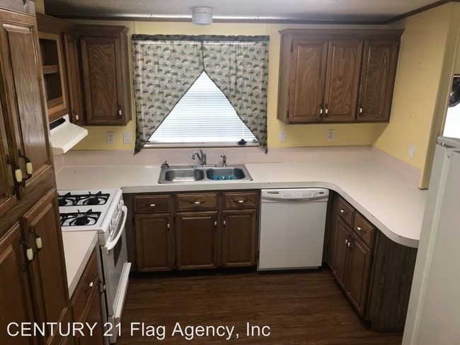 Building Photo - 3 br, 2 bath House - 4755 Cambridge Dr.