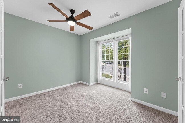 Building Photo - 7015 Trek Way