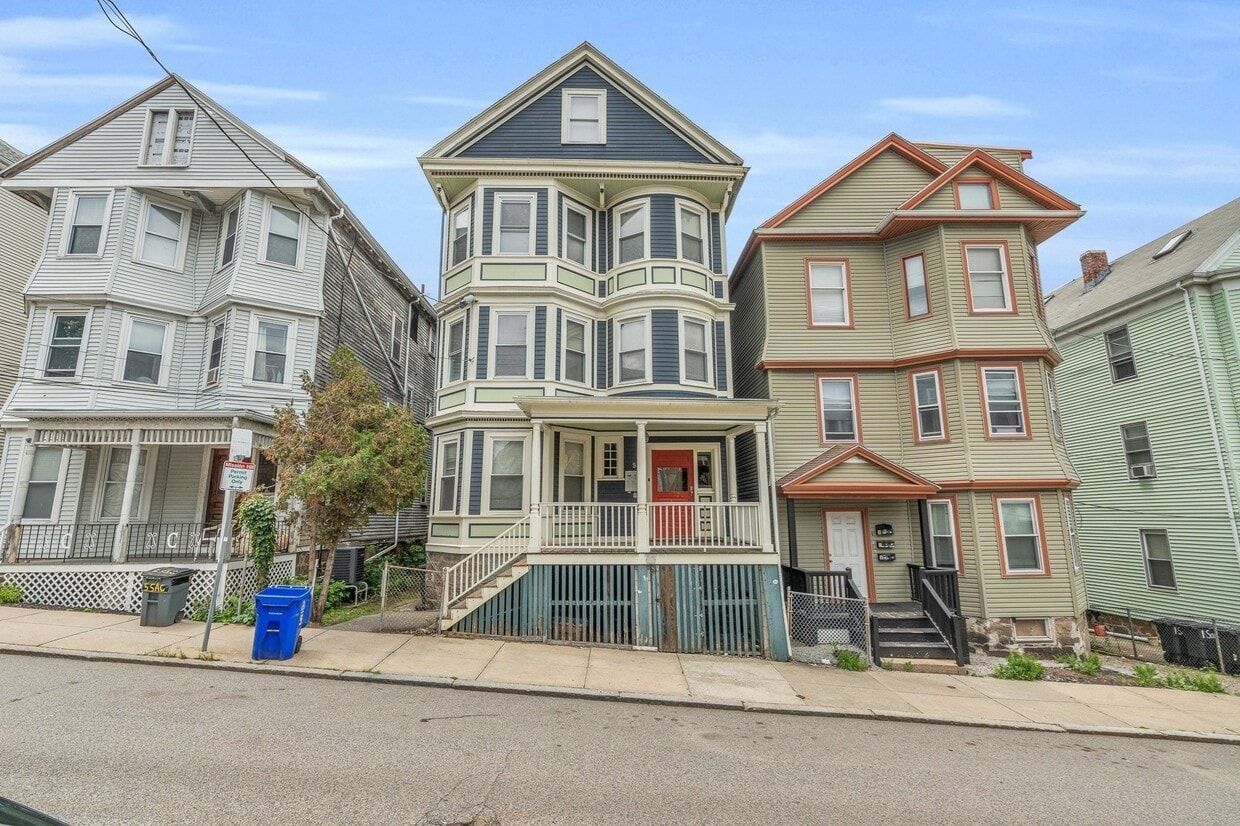 Foto principal - 5 Sachem St