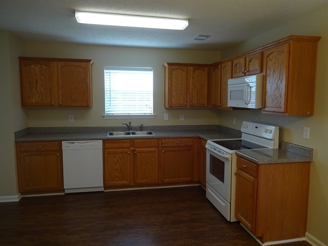 Building Photo - 4020 Angels Dr