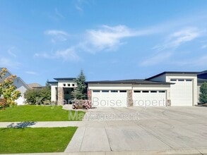 Building Photo - 9216 W Mirror Pond Dr