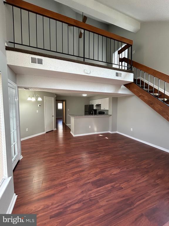 Foto del edificio - 14103 Lauren Ln
