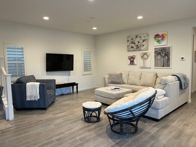 Building Photo - 26700 Rio Madre Dr