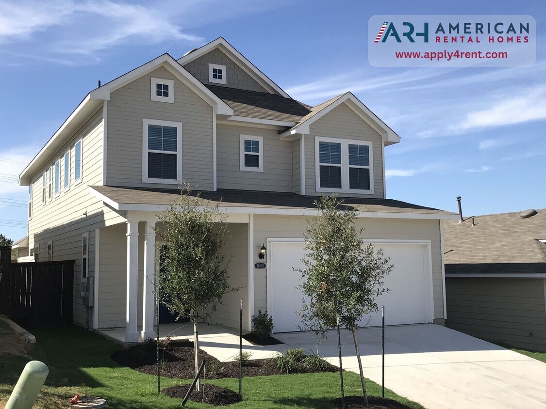 Primary Photo - 5 BR + Office /2.5 BA - 2637 SF - Cloverle...