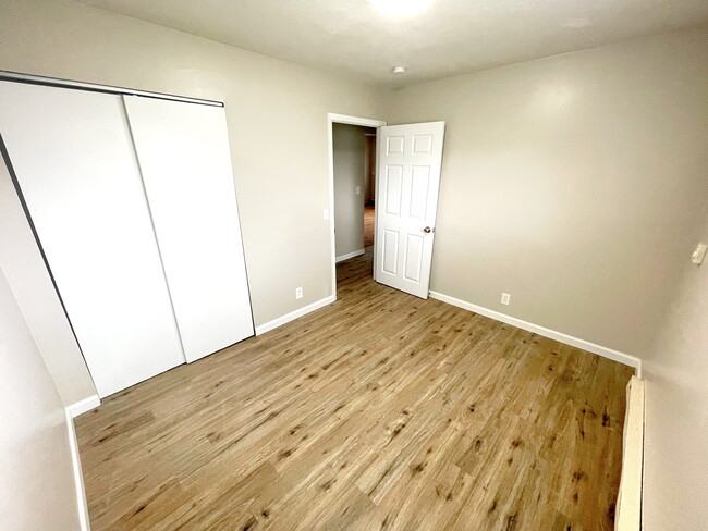 Building Photo - 6118 Stover Ave