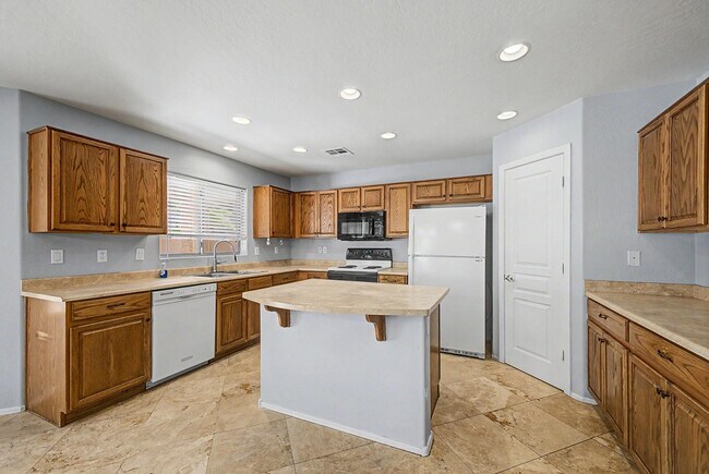 Foto del edificio - 4161 S Luiseno Blvd