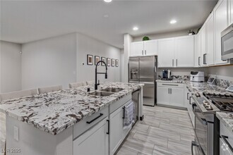 Building Photo - 3022 Risen Star Rd