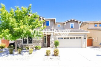 Building Photo - 12702 Thornberg Way