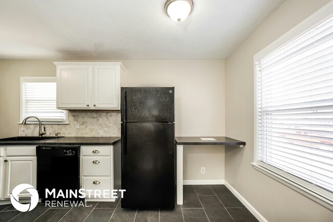 Foto del edificio - 6667 E 17th St