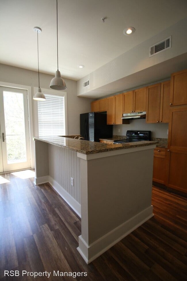 Building Photo - 1 br, 1 bath House - 924 Garrett Street Un...