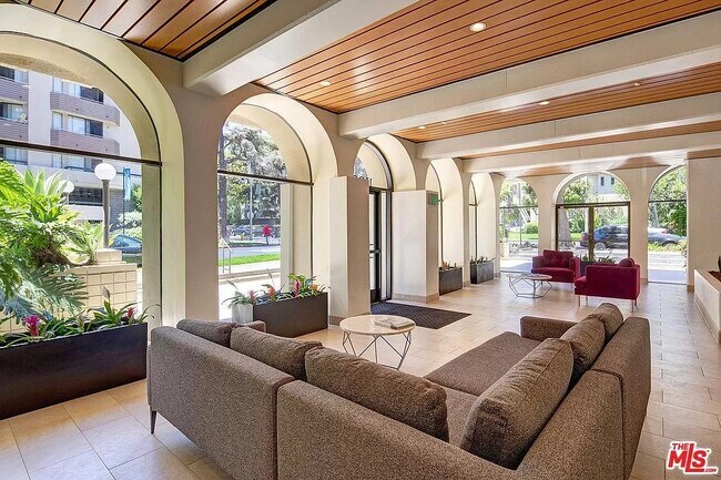 Foto del edificio - 1300 Midvale Ave