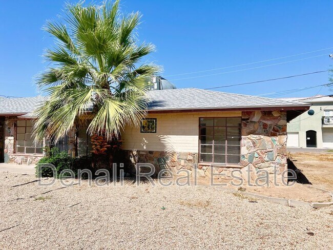 Foto del edificio - 6212 N 12th Pl