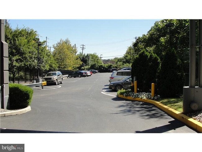Foto del edificio - 3750-78 Main St