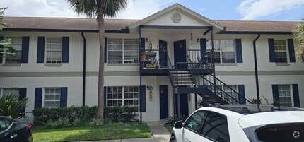 Building Photo - 3651 N Goldenrod Rd