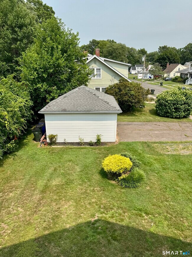 Foto del edificio - 144 Wolcott Hill Rd