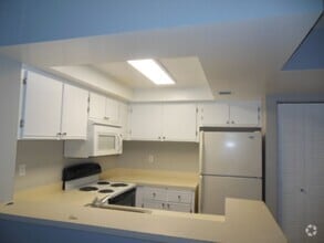 Building Photo - 708 Executive Center Dr