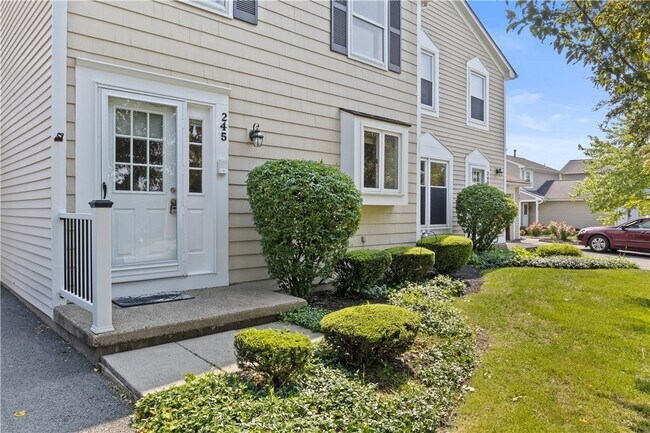 Foto del edificio - 245 Deerhurst Ln
