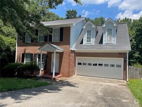 Building Photo - 845 Falling Water Ln