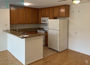 Building Photo - 3454 Castle Glen Dr