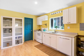 Building Photo - 25950 Soquel San Jose Rd