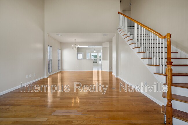 Foto del edificio - 2544 Jordan Ridge Dr