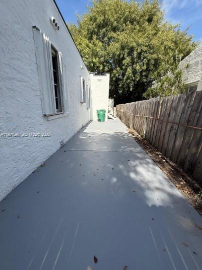 Foto del edificio - 913 NW 46th St