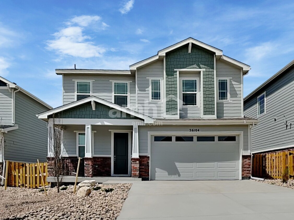 Foto principal - 26104 E Calhoun Pl