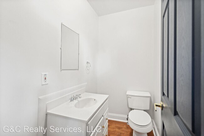Building Photo - 2 br, 1.5 bath House - 161 S. 17th Street