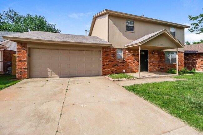 Building Photo - 8709 NW 87th St