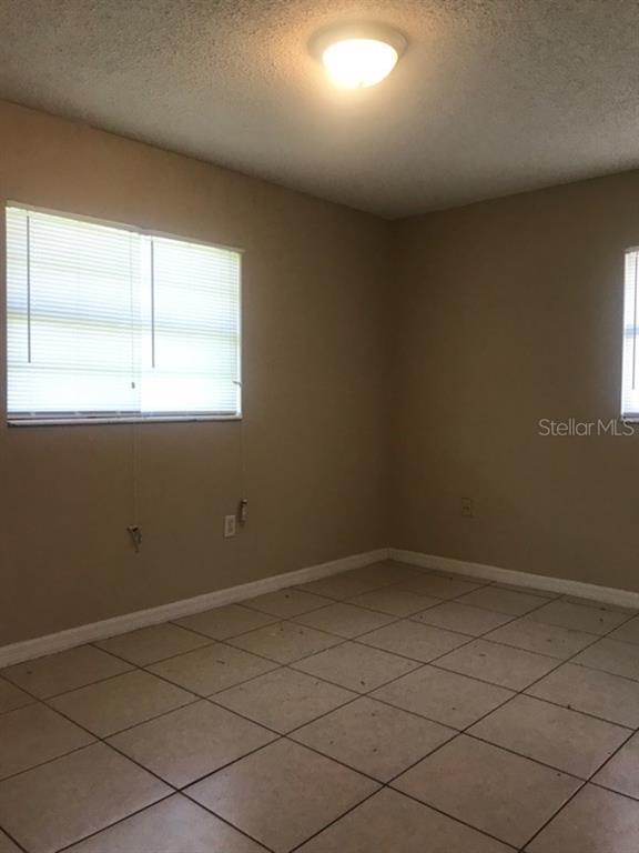 Building Photo - 1439 S Oxalis Ave