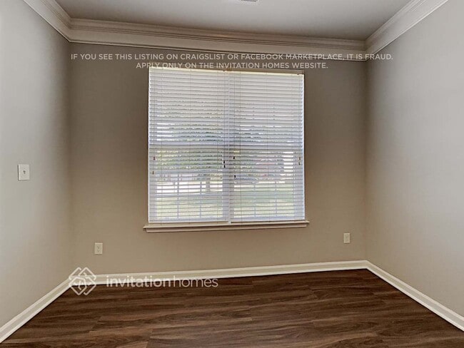 Foto del edificio - 8508 Ridgeline Ln