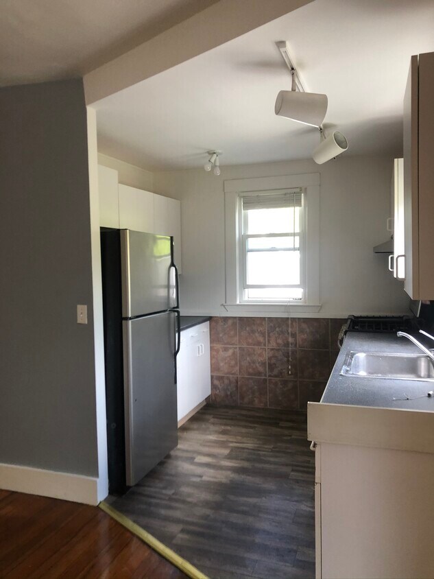 129 Larch Rd Unit 1, Cambridge, MA 02138 Condo for Rent in Cambridge
