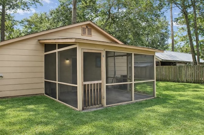 Foto del edificio - 2 Wallace Rd