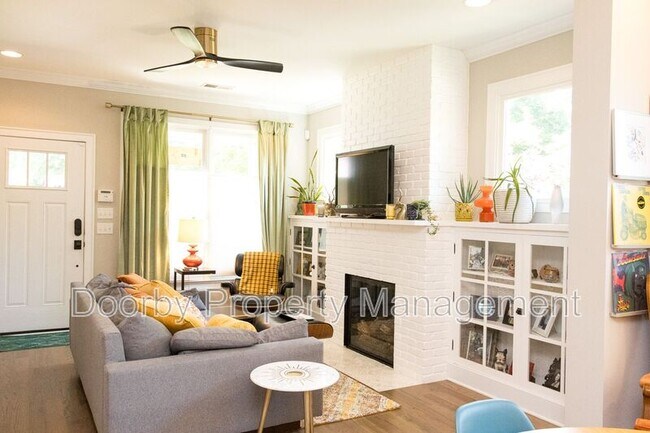 Building Photo - 1612 West 55th St