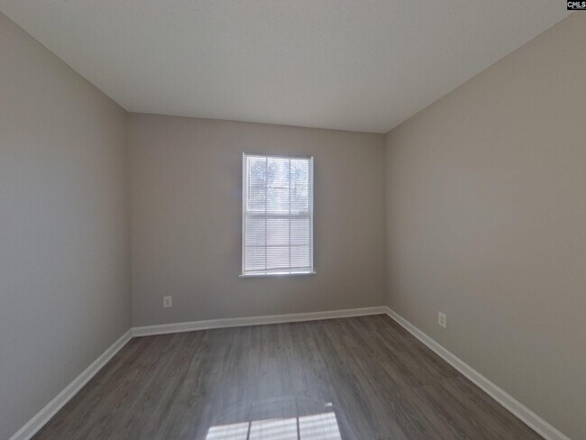 Foto del edificio - 482 Fox Trot Dr