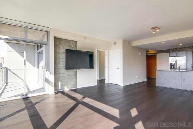Building Photo - 800 The Mark Ln