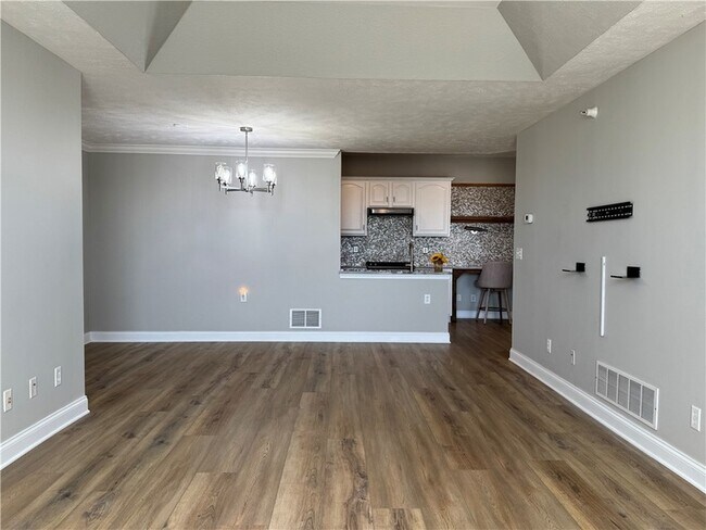 Foto del edificio - 219 Adams Pointe Blvd